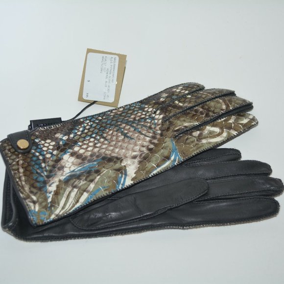NWT BURBERRY PYTHON LEATHER FLORAL PRINT GLOVES - Picture 2 of 5